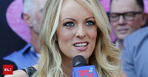 stormy daniels tatoo|Stormy Daniels lässt für den Playboy die Hüllen fallen